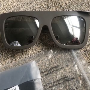 100% Authentic QUAY Cafe Racers